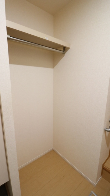 ピオニー 205 収納