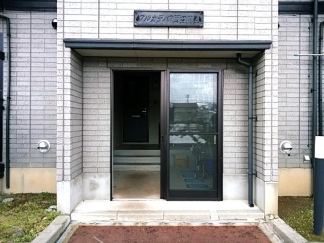 アルカディア西宮内　A 202 玄関