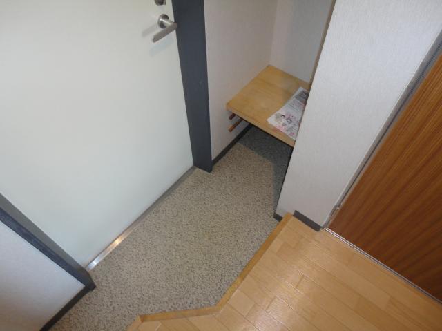 ワンノール米山B 305 玄関