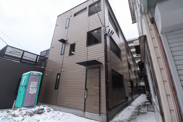 ラテ古町 303 外観