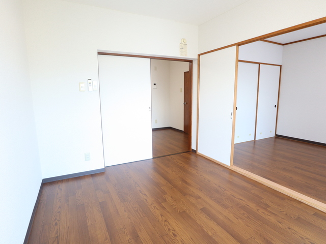 グランデ住吉A 305 リビング