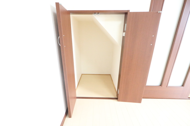 ヒルズ代官山Ⅰ 2 収納