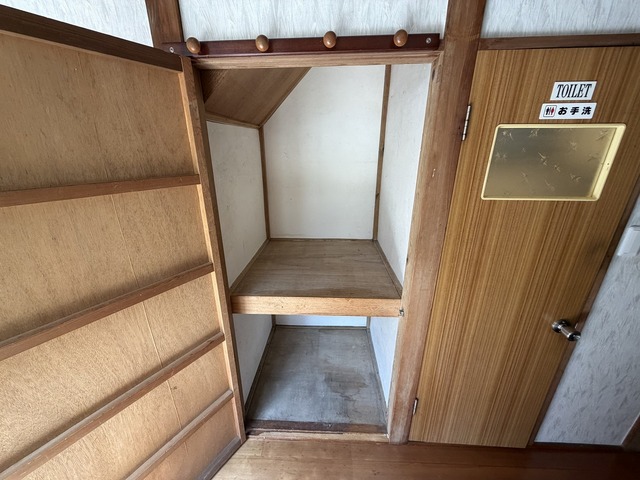 REGA本間町 0 収納