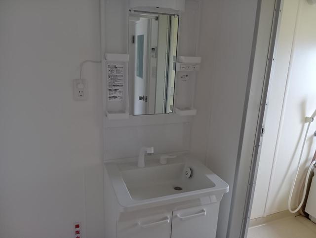 スカイクレスト与板Ⅰ 402 洗面所