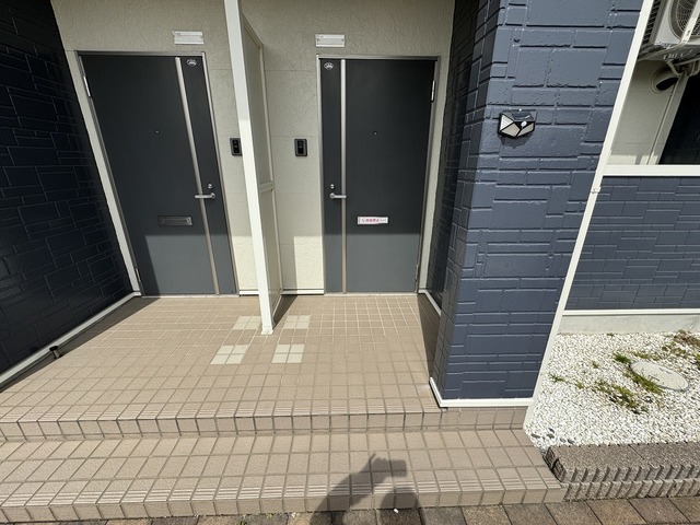 アイ・ハピネス 203 玄関