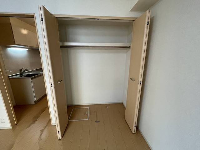 ロミオ　リゾート 102 収納