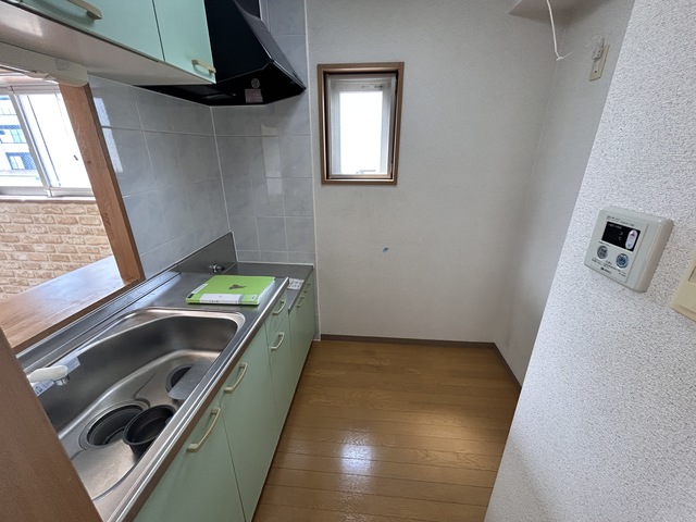 ローザ東中通 602 キッチン