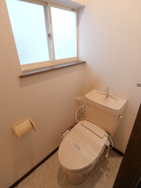 ジュネスⅢ F101 トイレ