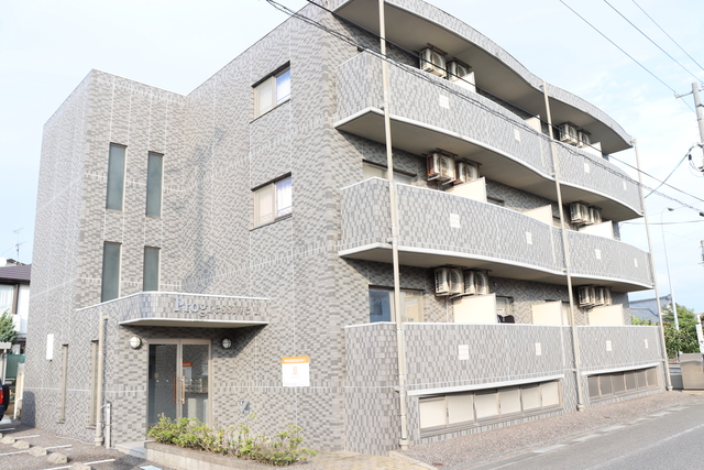 PROGRESSIVE　Ｉ 301 外観