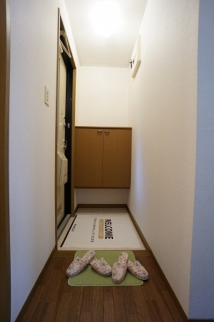 ウォーター・シールド　A 202 玄関