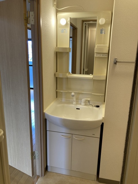 コンフォート弐番館 302 洗面所