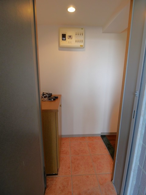 グランシャリオ 208 玄関