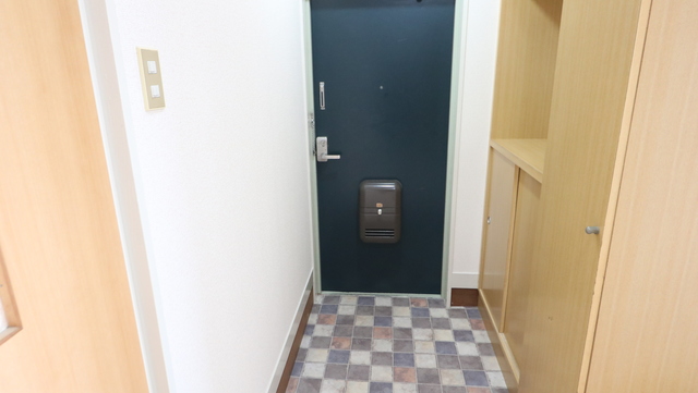 エクセルいうら 304 玄関