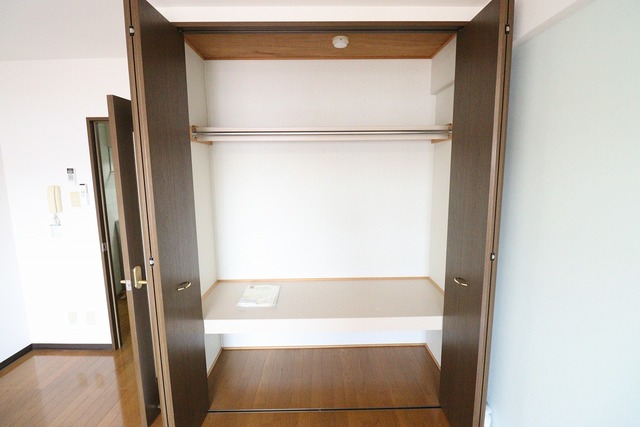 サンノーヴァ五十嵐 305 収納