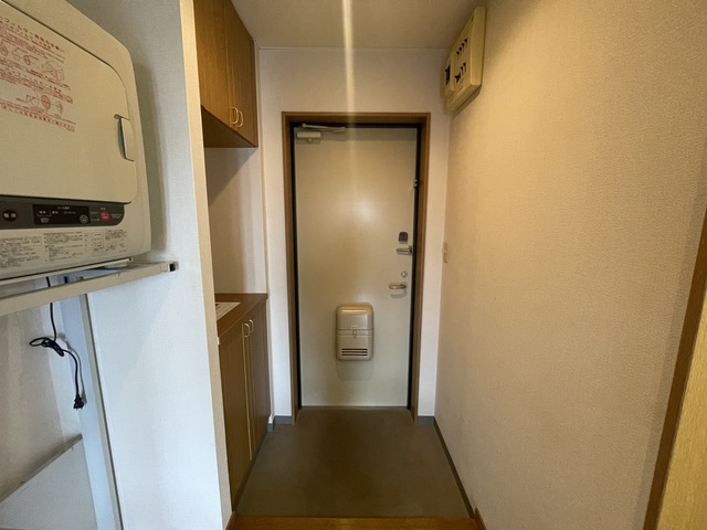 タンデムウィズ 207 玄関