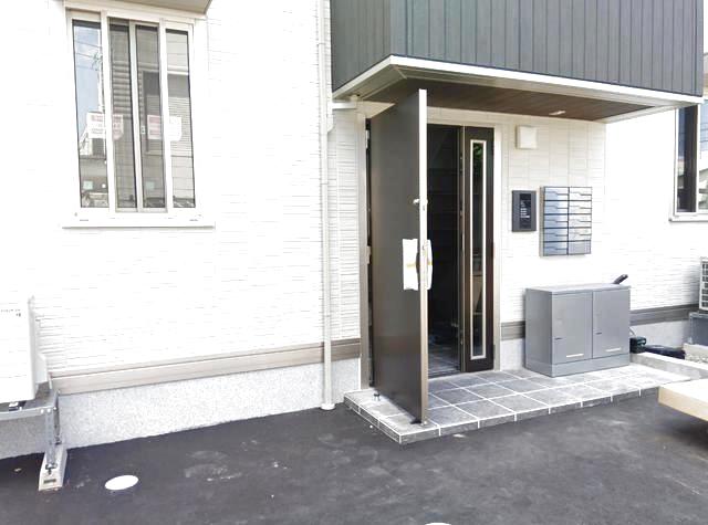 プレミアステイツY 103 玄関