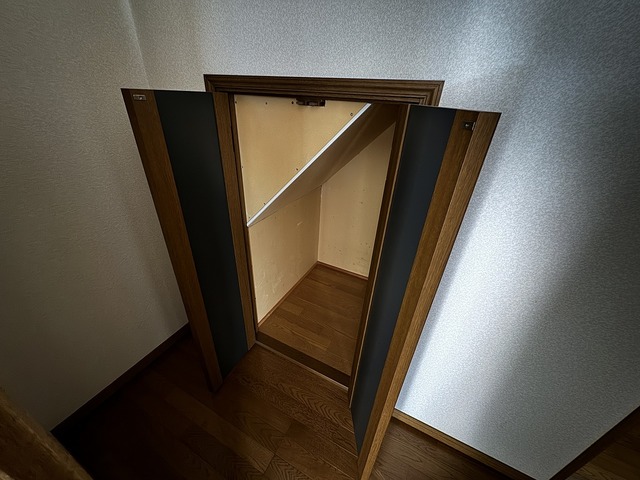 デュープレックス青山 1F 収納