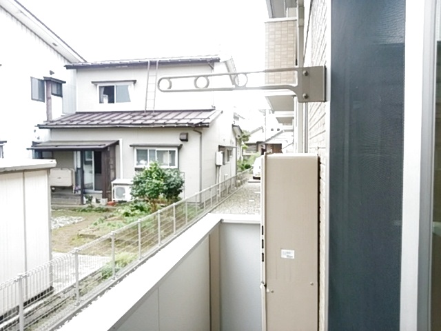 カピトロ 101 バルコニー