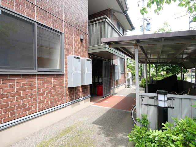 フラッツウィンド　B 202 玄関