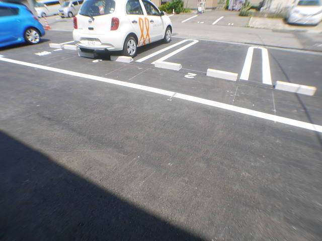 ボヌール　A 101 駐車場