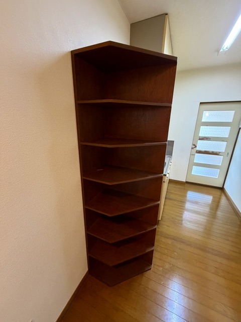 クリスタル大学南 105 収納