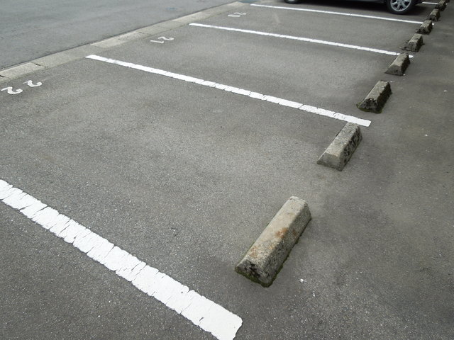 エスポワール中曽根Ⅱ 216 駐車場