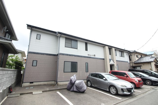セジュール鐙 206 外観