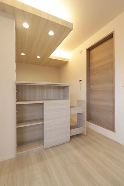 D-ROOM福住 A棟 202 収納
