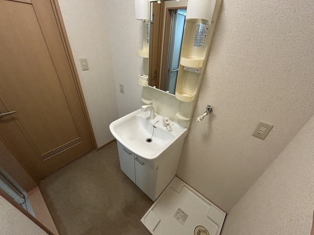 ピュアみやび1番館 201 洗面所