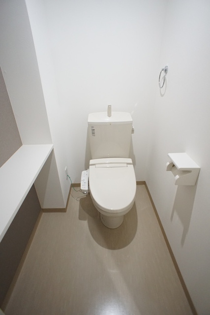 ＲＥＳＩＤＥＮＣＥ ＨＩＬＬ ＥＡＳＴ 新光 402 トイレ