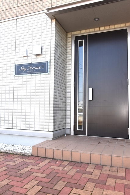 Sky Terrace　Ⅰ 305 玄関