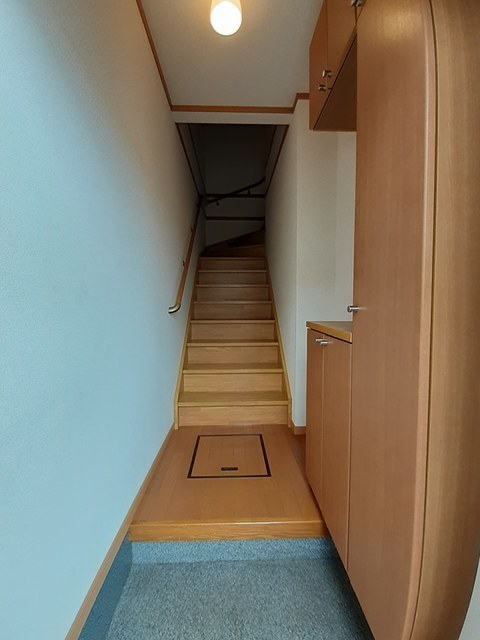 ラフレシール 203 玄関