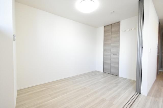 Ｄ‐ＲＯＯＭ女池上山Ⅰ 202 リビング