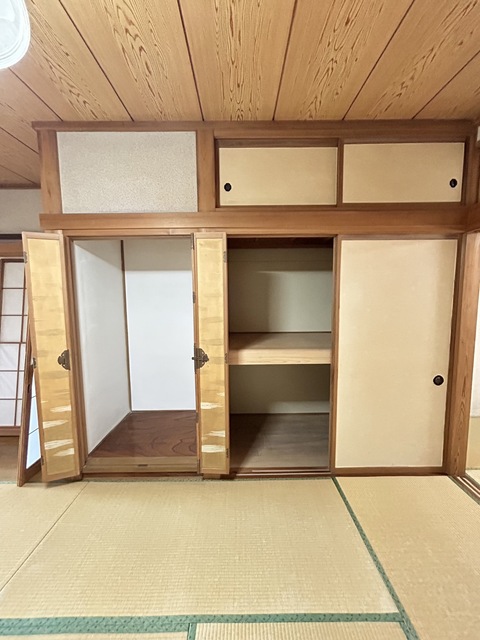 仲町２丁目貸家 0 収納