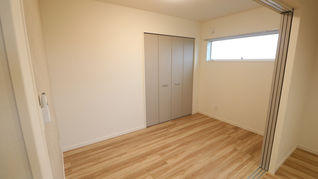 Common北葉町 302 リビング