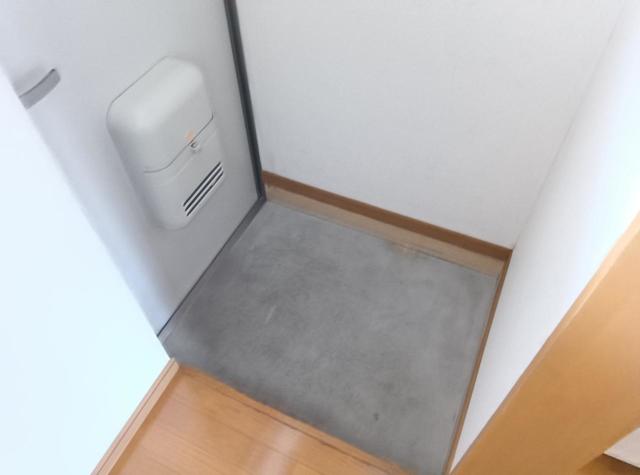 エスティー長峰 203 玄関
