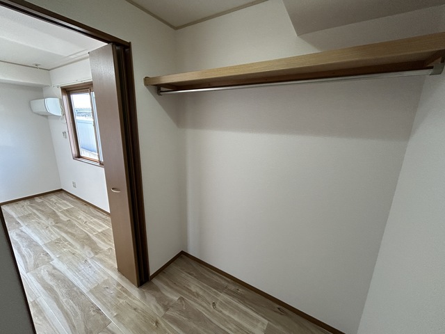 フィルコート新町　参番館 203 収納