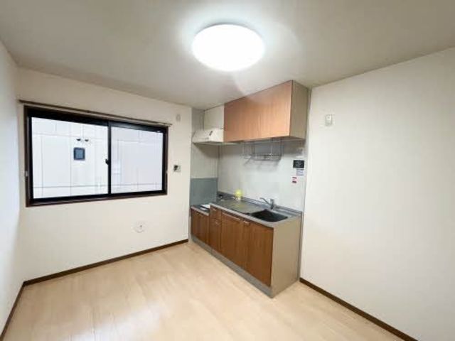 ピュアコスモ　A 201 キッチン