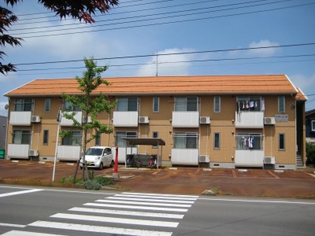 アダージオ 105 駐車場