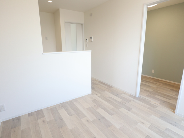 Common富塚町 102 リビング