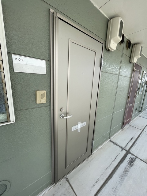 川西アストルⅡ 202 玄関