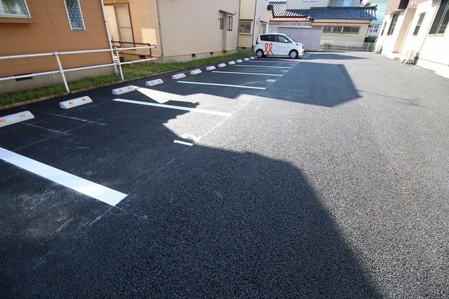 Ｋａｃｃ２１３亀田 105 駐車場