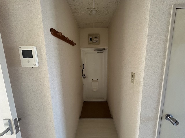 ヒルサイドテラス寺尾台 B203 玄関