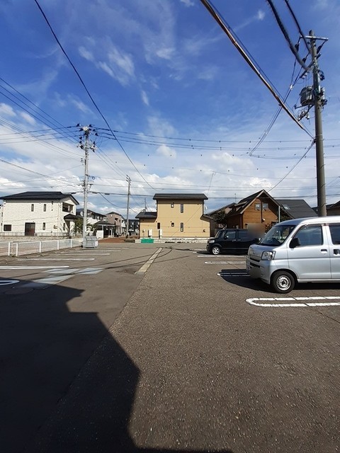 クリサンセマムⅢ 201 駐車場