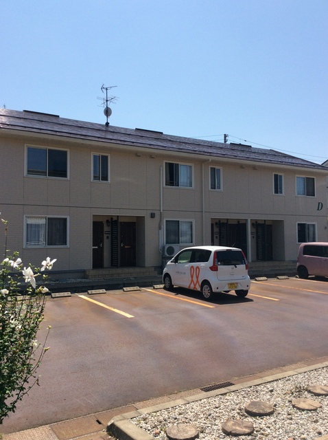 ロイヤルガーデン南城　Ｇ棟 202 駐車場