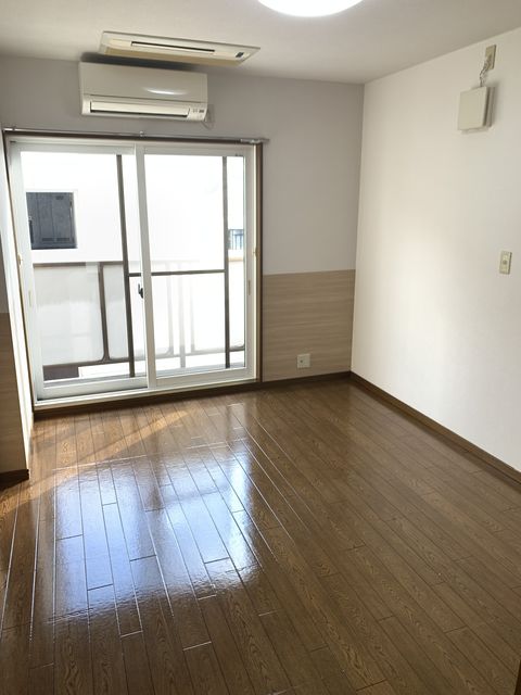 サンライズシライシ1号棟 123 リビング