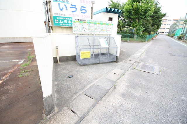エクセルいうら 304 その他共有部分