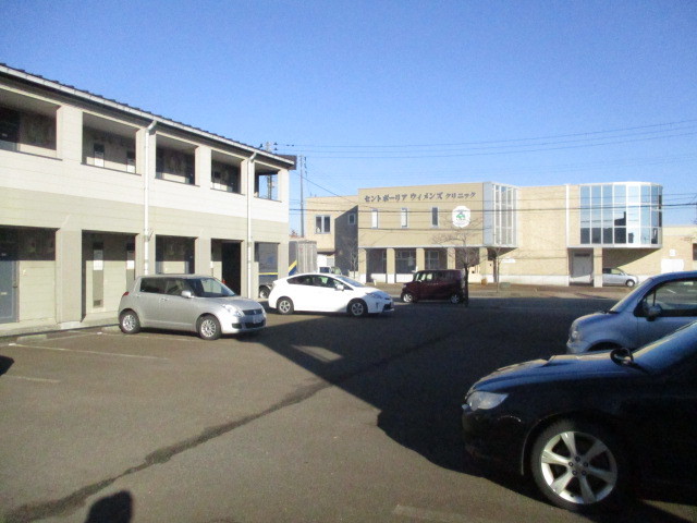 シェロファームＡ 210 駐車場