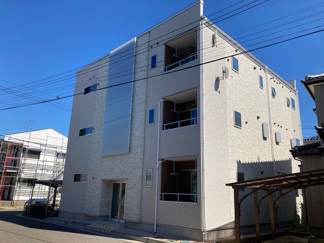 Common中木戸 303 外観