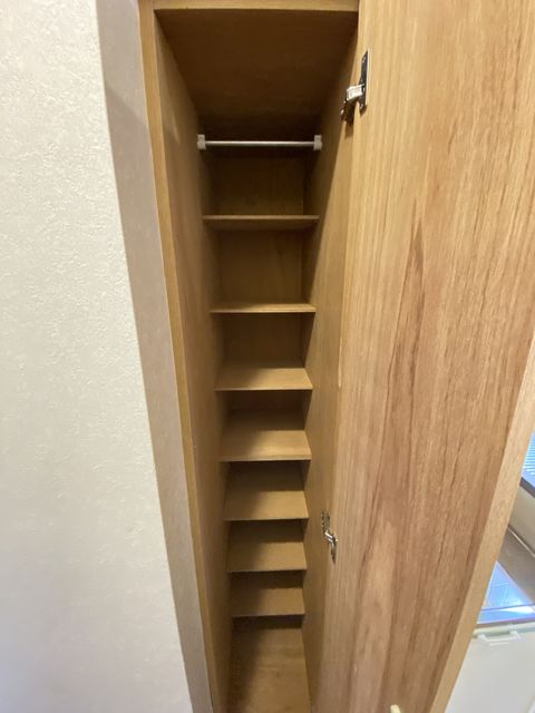 メゾンヒカリ 306 収納